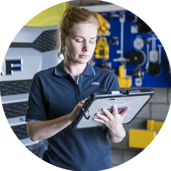 Victoria Roche Working for a DAF dealer
